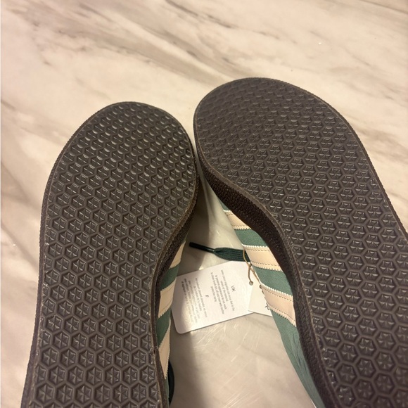 Green Suede Low-Top Sneakers with Cream Stripes - Picture 4 of 4